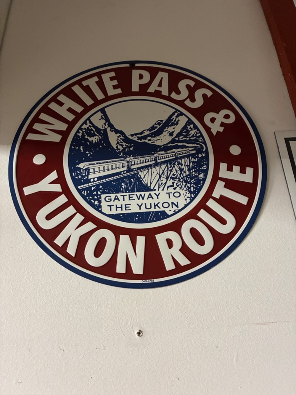 White Pass & Yukon Route Round Wall Sign - Red and Blue
